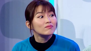 Size miệng XXL của Showbiz cũng xin là không có nút