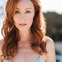 Lindy Booth