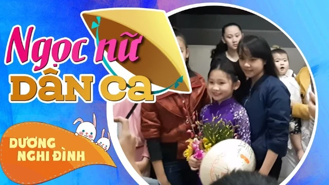 Dương Nghi Đình Trong Vòng Tay Của Khán Giả Ở Huế 
