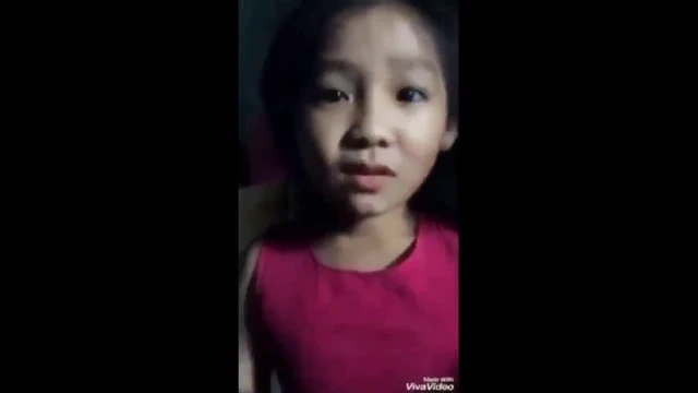 Nghi Đình Hát Vùng Lá Me Bay Cực Hay Tặng Fan Khi Đến Thăm Nhà 
