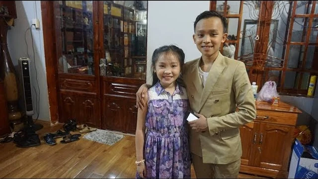 Nhớ Mẹ Lý Mồ Côi - Bé Nghi Đình Và Anh Hồ Văn Cường Đốn Tim Khán Giả Chùa Phước Lạc