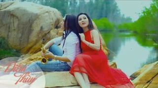 Chuyện Tình Sóng Và Cát - Diễm Thùy