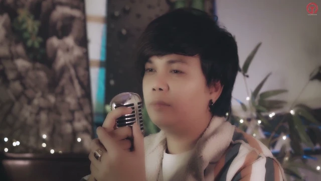 Chẳng Ai Yêu Mãi Một Người (Karaoke) - Tường Quân