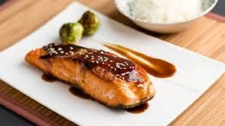 Cá hồi chiên giòn sốt Nhật teriyaki