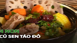 Sườn Non hầm Củ Sen Táo Đỏ
