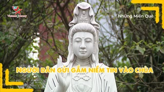 Người dân gửi gắm niềm tin vào chùa