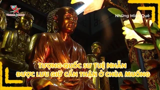 Tượng quốc sư Tuệ Nhẫn được lưu giữ cẩn thận ở chùa Muống