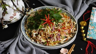 Nộm gà ngũ sắc giải nhiệt mùa hè