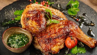 Cách làm gà nướng ngũ vị cho bữa tiệc cuối năm