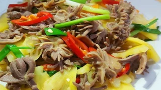 Lòng mề chim xào dứa - Món ngon cho bữa cơm gia đình