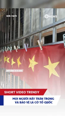 Mọi người hãy trân trọng và bảo vệ lá cờ tổ quốc