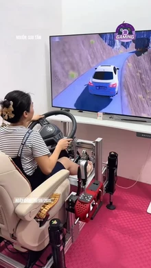 Nên cho chị chơi mô phỏng thôi nha