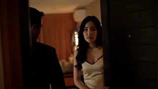 Đưa Tình Nhân Về Nhà Khi Bạn Trai Đi Vắng