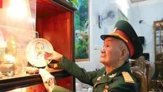 Cựu binh kể về trận Điện Biên Phủ: Sau "mưa bom bão đạn", thấy đồng đội còn nguyên vẹn là nhẹ lòng (phần 1)