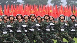 Hoành tráng buổi Tổng duyệt diễu hành, diễu binh kỷ niệm 70 năm Chiến thắng Điện Biên Phủ (phần 1)