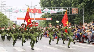 Trọn vẹn Lễ Diễu binh, diễu hành kỷ niệm 70 năm Chiến thắng lịch sử Điện Biên Phủ (phần 2)