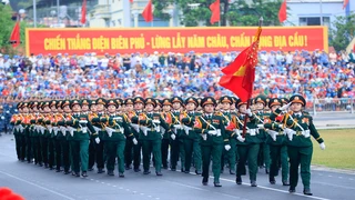 Trọn vẹn Lễ Diễu binh, diễu hành kỷ niệm 70 năm Chiến thắng lịch sử Điện Biên Phủ (phần 1)