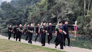 Lễ hội về nguồn Pác Bó Cao Bằng