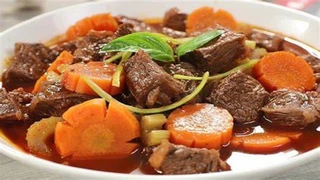 Mách bạn công thức bò say rượu độc lạ, thơm ngon