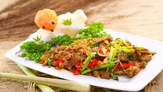 Hướng dẫn chế biến món dê xào sả ớt ngon tuyệt đỉnh