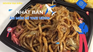 Ăn món mì Yaki Udon
