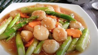 Công thức làm salad củ dền đỏ đẹp và cồi sò điệp áp chảo ngon khó cưỡng
