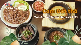 Cơm Đốt thố - Món Ăn Của Sự Đa Dạng và Tỉ Mỉ 