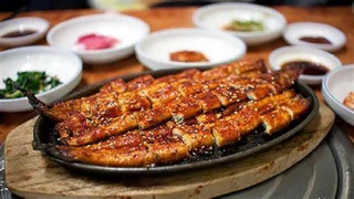 Lươn nướng đá cuội món mới xứ Nghệ