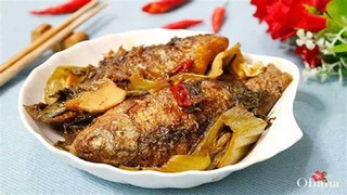 Bí quyết nấu món cá diếc kho rục thơm ngon đậm đà 
