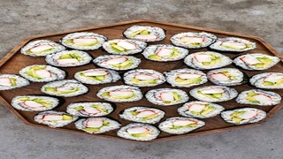 Học làm sushi California tuyệt ngon ngay tại nhà