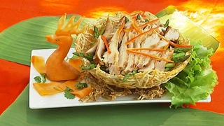 Món ngon từ đặc sản tiến vua: Chim trĩ đỏ