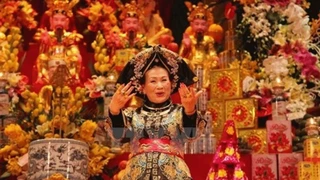 Bảo tồn và phát huy giá trị di sản chầu văn