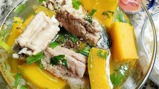 Cách chế biến Sườn Heo hầm Bí Đỏ ngon và an toàn