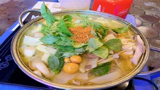 Lẩu Gà Lá É - Thưởng thức những ngày chớm Đông