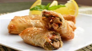 Khai vị với món Nem gà nấm 