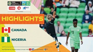 Highlights - Nữ Canada - Nữ Nigeria - Xịt pen + thẻ đỏ khiến nhà vô địch Olympic Tokyo gục ngã