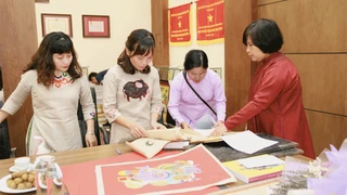 Tranh Kim Hoàng - Nỗ lực khôi phục dòng tranh dân gian trở lại thời kỳ hoàng kim (phần 5)