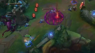 EzReal Highligh Montage: Combat vượt tầm đối thủ 😄