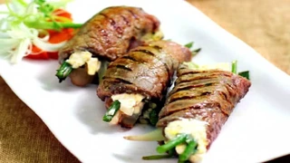 Bò cuộn phô mai chiên - món ngon đổi vị