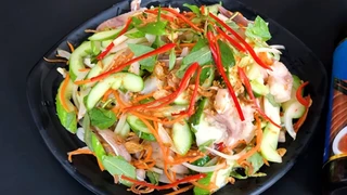 Bí quyết làm Nộm Tai Heo giòn ngon