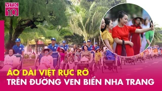 Áo dài Việt rực rỡ trên đường ven biển Nha Trang