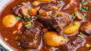 Thịt Bò Sốt Vang ngon đúng điệu cho cả nhà