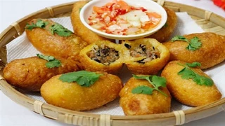 Lạ miệng với Bánh Rán Pho Mai Thịt nguội