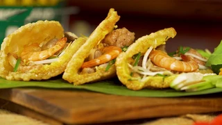 Bánh khoái chợ Ngò: Độc đáo hương vị biển miền Trung