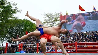Hội vật truyền thống tại Hà Nội (phần 3)