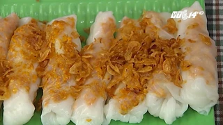 Bánh cuốn xứ Thanh - bổ dưỡng từ nguyên liệu gấc và tôm sông Mã