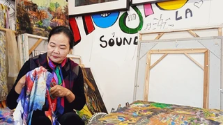 Hoạ sĩ Trần Thanh Thục - 40 năm tạo hồn cho sắc vải (phần 3)