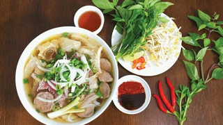 Những món ăn làm từ phở tráng tay truyền thống (phần 3)
