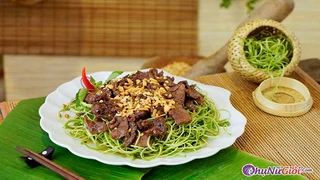 Nộm rau muống