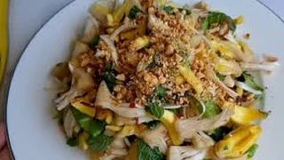 Thanh mát ngày hè với gỏi mít non